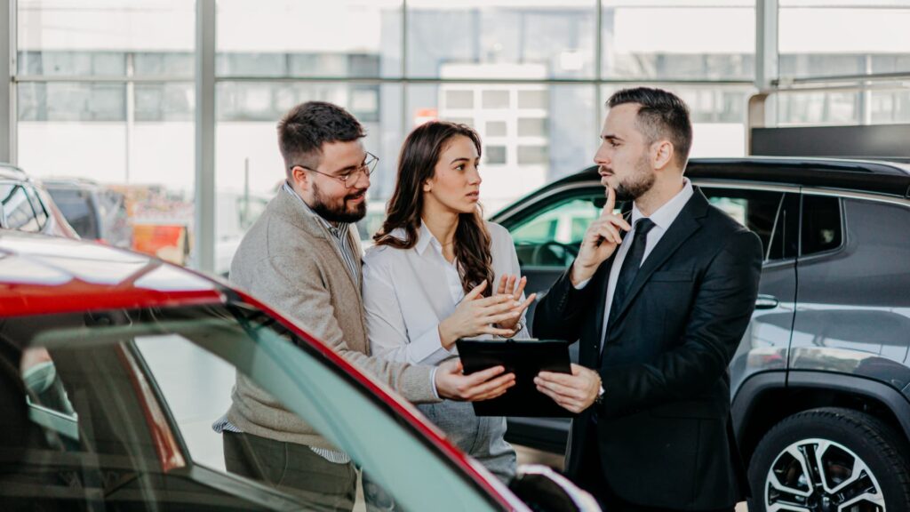 Mitä tariffit tarkoittavat autojen hinnoissa