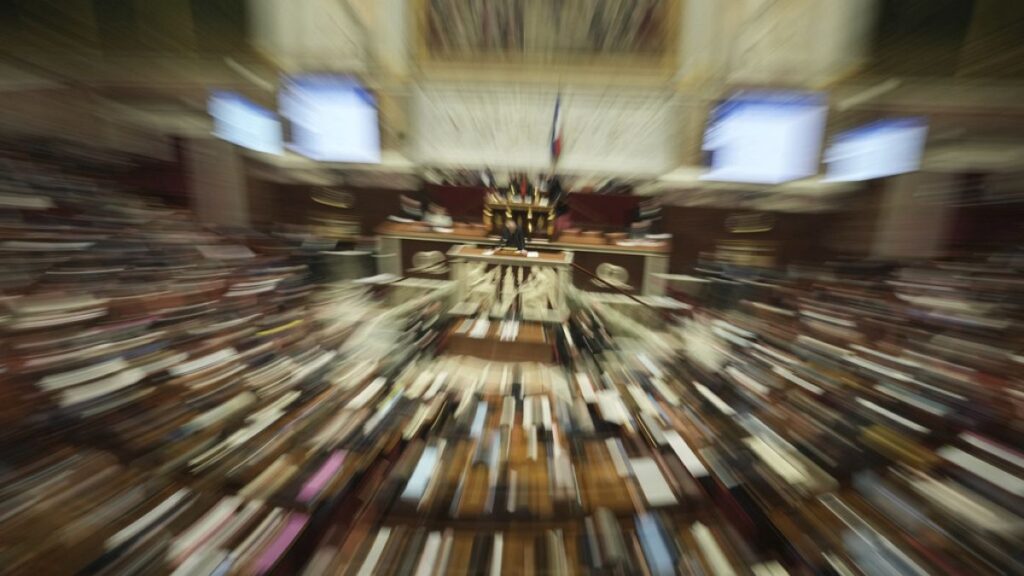 Ranskan pääministeri hakee kompromissia kiistanalaisesta 2025 budjettisuunnitelmasta