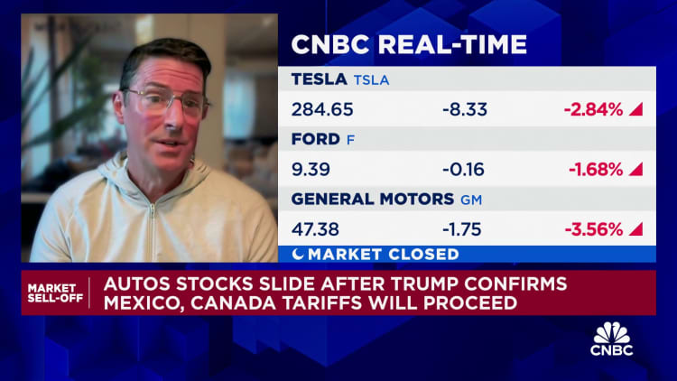 FMR sanoi, että haittavaikutukset Teslaan voivat olla hyviä EV -divisioonan kannalta. Teslan presidentti Jon McNeill