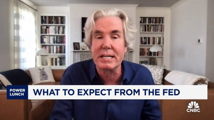 Fed -puheenjohtaja Powell pitää sävynsä siitä, että talous on hyvässä paikassa FOMC: ssä, Paul McCulley