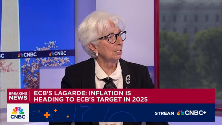 Katso CNBC: n koko haastattelu EKP: n presidentti Christine Lagarden kanssa