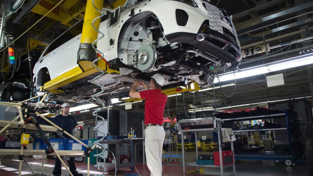 Mercedes-Benz lisää uuden auton Alabaman tehtaalle ja keskellä Trump-tariffeja