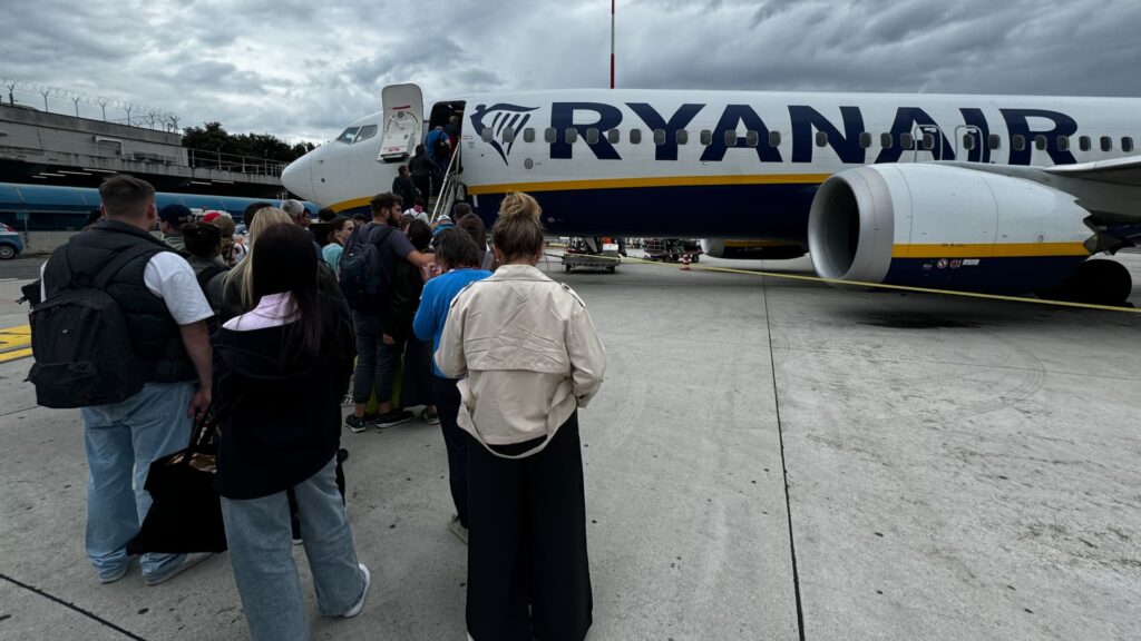 Kesämatkojen kysyntä on nouseva – mutta lentoyhtiöt ovat lyhyitä lentokoneissa