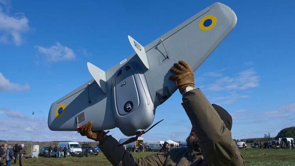 EU: n puolustuskomissaari vaatii lisää integroitumista Ukrainan puolustusteollisuuteen