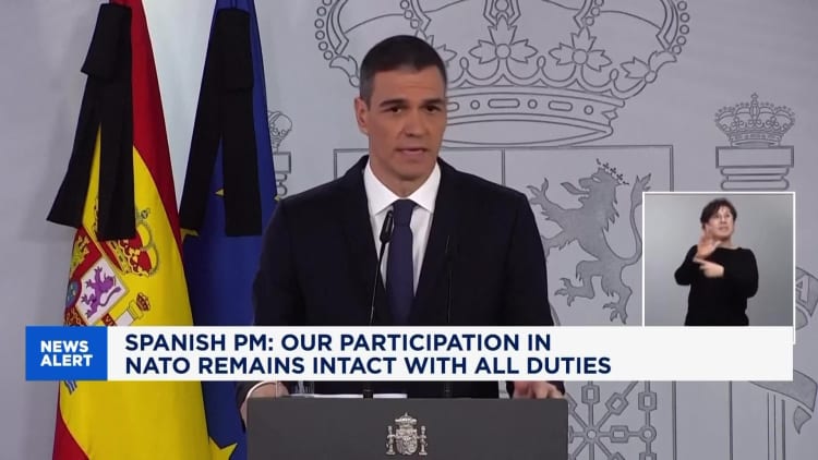 Espanja poistuu Naton uudesta 5%: n puolustusmenotavoitteesta