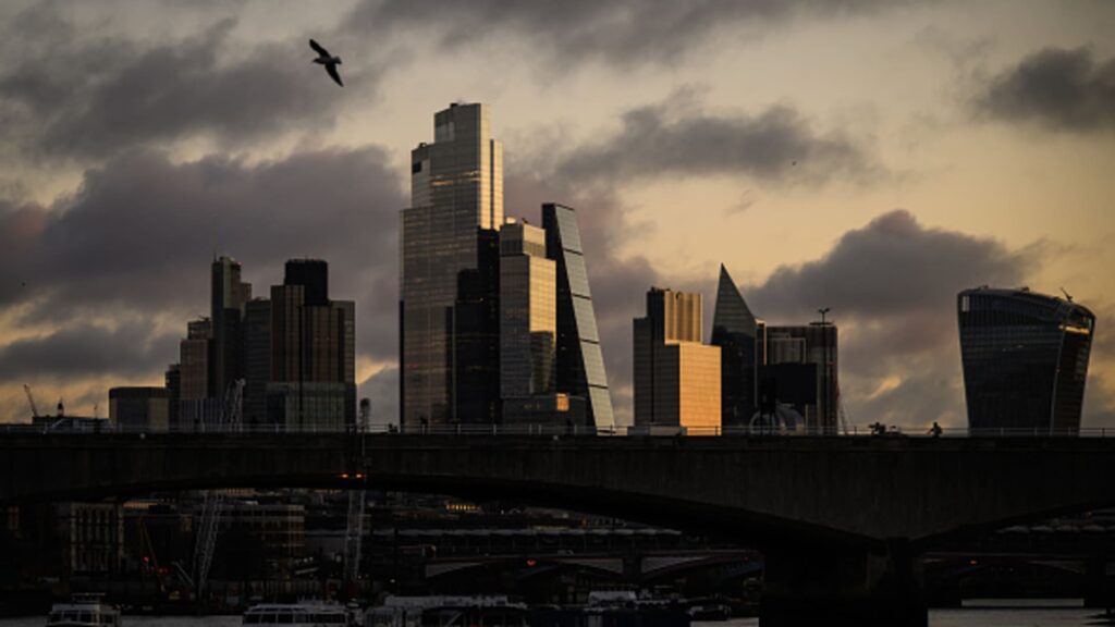 Onko Lontoon taloudellinen tulevaisuus kehittynyt vai heikentävä?: CNBC: n Ison -Britannian pörssiuutiskirje