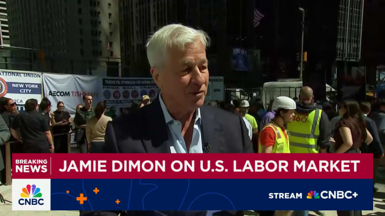 Talous on heikentynyt, JPMorganin toimitusjohtaja Jamie Dimon sanoo