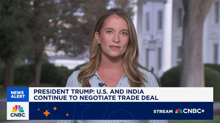 Pres. Trump sanoo, että Yhdysvallat ja Intia neuvottelevat edelleen kauppasopimusta