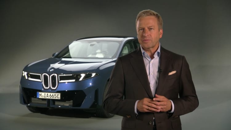Katso CNBC: n koko haastattelu BMW: n toimitusjohtajan Oliver Zipsen kanssa