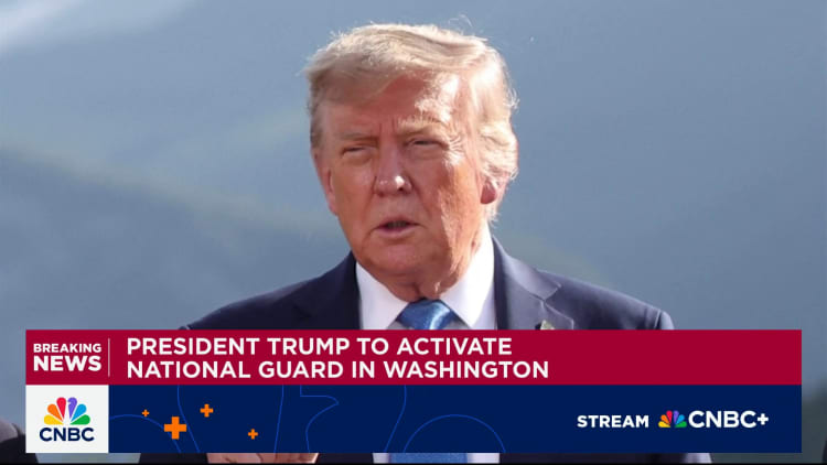 Presidentti Trump aktivoida kansalliskaartia Washingtonissa, D.C.