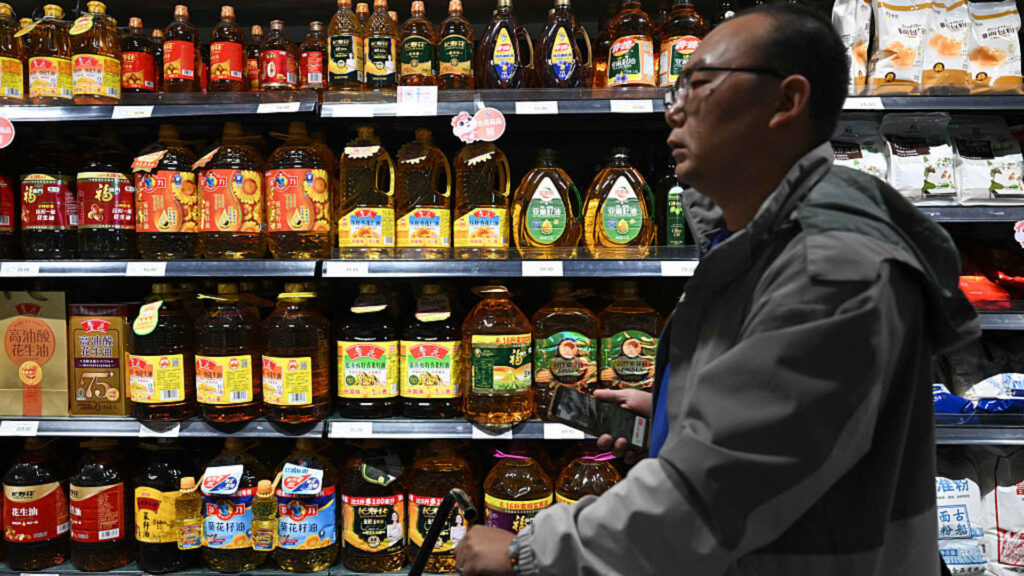 S&P:n mukaan yritysten tariffikustannukset nousevat tänä vuonna 1,2 biljoonaan dollariin, ja kuluttajat ovat vastuussa