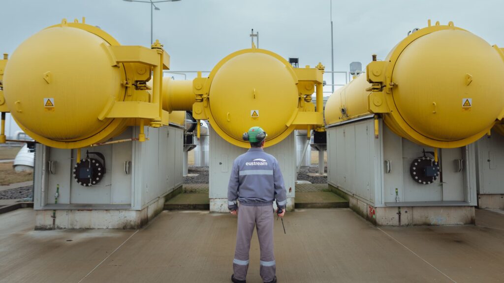 EU kohdistaa Venäjän energiaan uusilla pakotteilla, pitää Trumpin toimenpiteitä myönteisinä