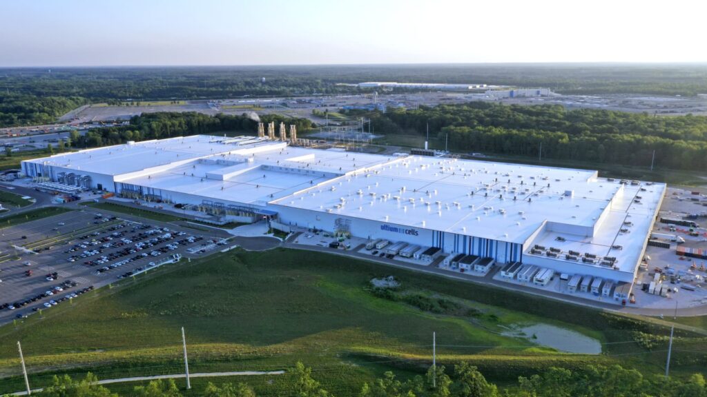 General Motors irtisanoi yli 1 700 työpaikkaa Michiganin ja Ohion tehtailta sähköajoneuvojen haasteiden vuoksi