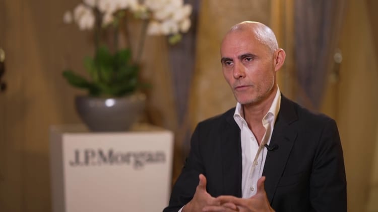 EssilorLuxottica: Meta Ray-Banin käyttöaste on erittäin korkea