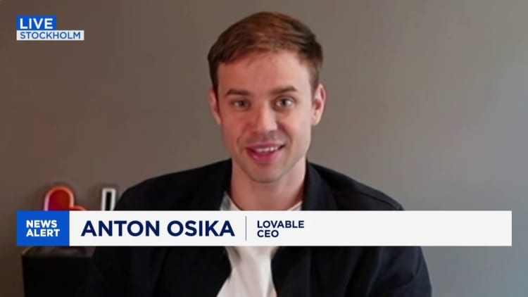 "Jokainen voi olla ohjelmistokehittäjä," sanoo Lovable toimitusjohtaja