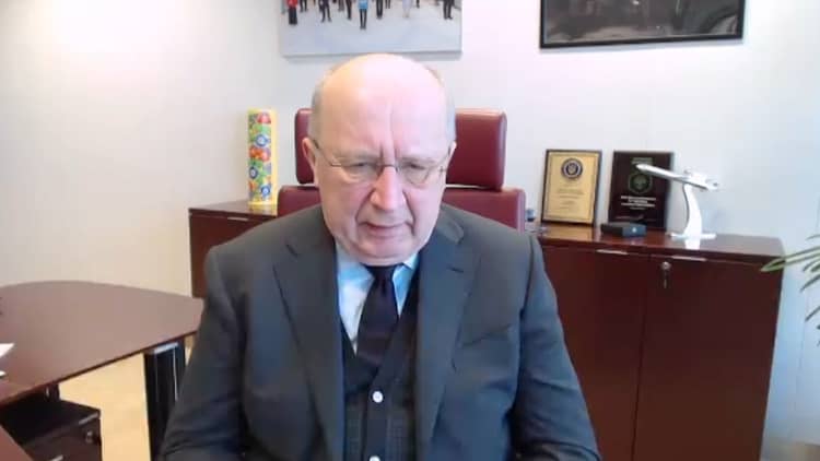 EU:n komissaari: Yhdysvaltojen toimet Grönlannissa lopettaisivat transatlanttisen kumppanuuden