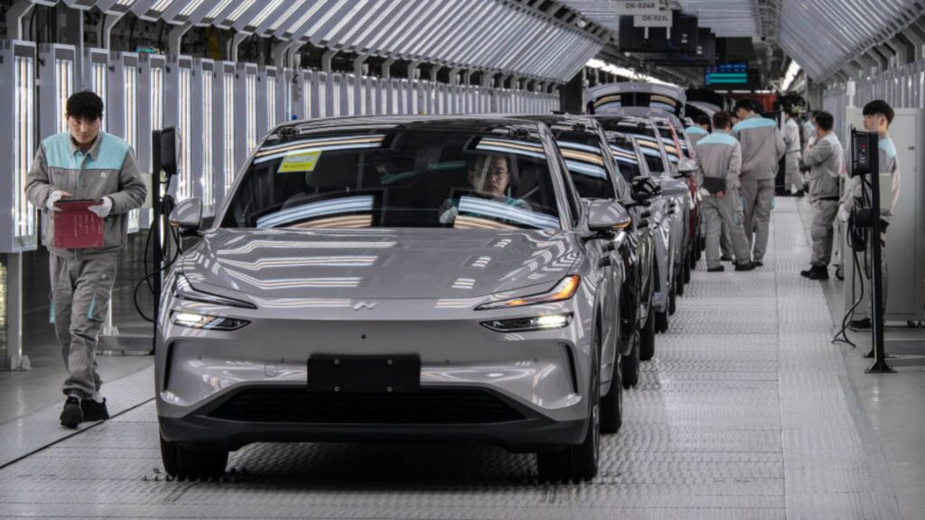 Miksi Kanada haluaa Kiinan elvyttävän autoteollisuutta?