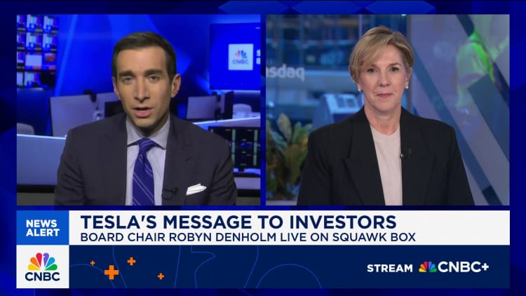 Teslan puheenjohtaja Denholm: Muskin palkkiopaketti keskittyy enemmän äänioikeuteen kuin korvauksiin