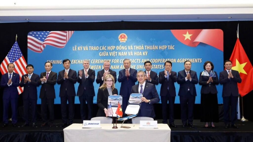 Vietnamilaiset lentoyhtiöt allekirjoittivat sopimukset lähes 100 Boeing-koneesta