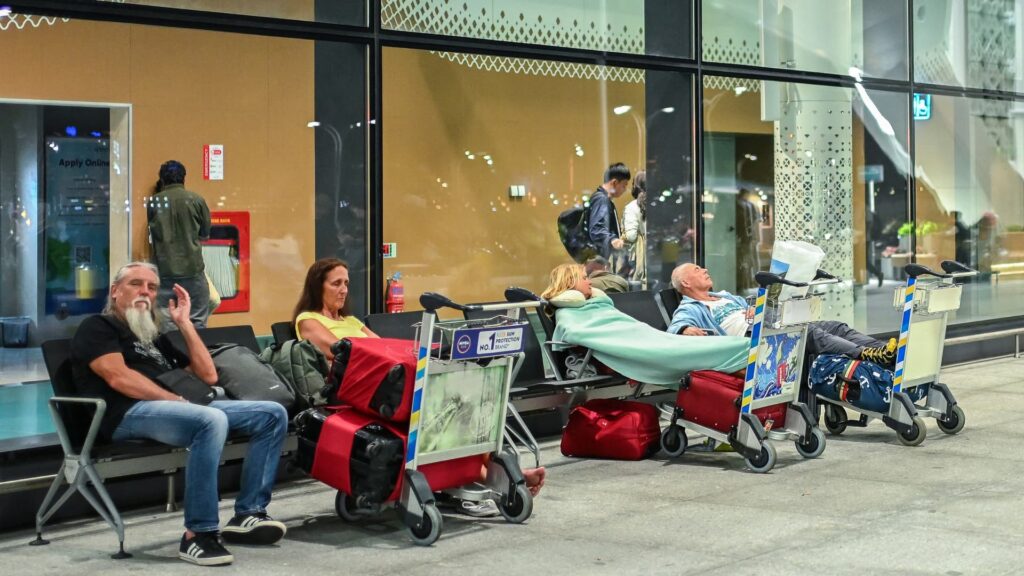 Mitä matkustajien on tiedettävä Yhdysvaltojen, Israelin Iraniin kohdistuneiden iskujen jälkeen