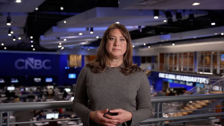 Iranin sota aiheuttaa kaaosta Dubain lentokentällä. Tässä on mitä matkustajien on tiedettävä.