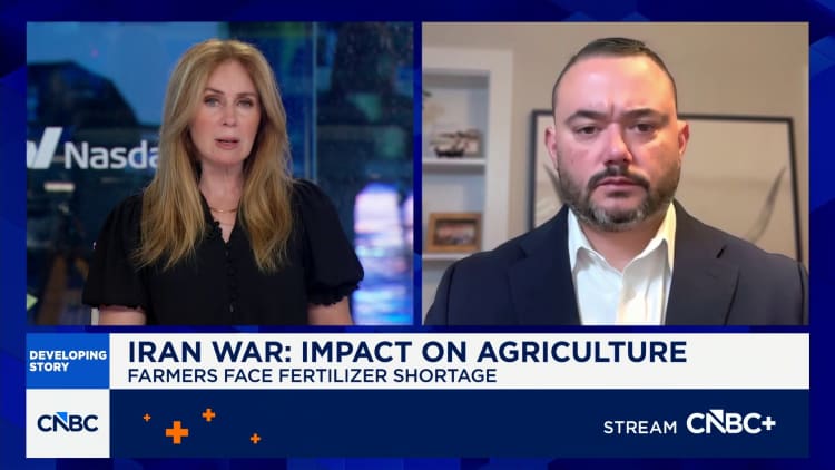 Viljelijät ovat toimineet tappiolla jo useita vuosia, sanoo AFBF:n John Newton