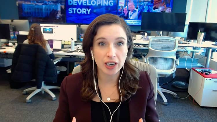 Trump lähettää ICE-agentteja lentoasemille DHS:n sulkemisen jatkuessa