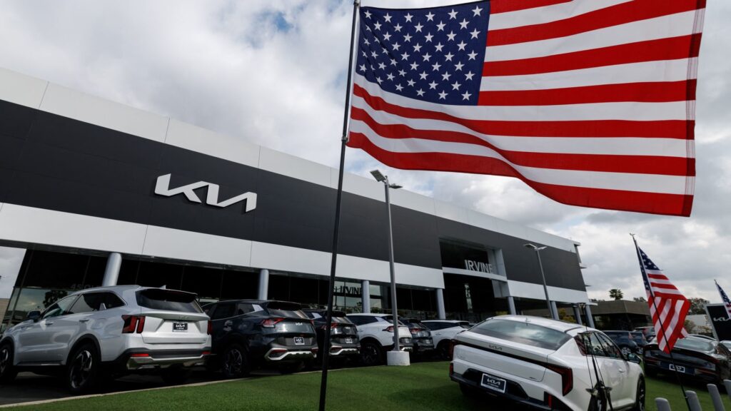 Miksi ulkomaiset autoyhtiöt hallitsevat sedanmarkkinoita?