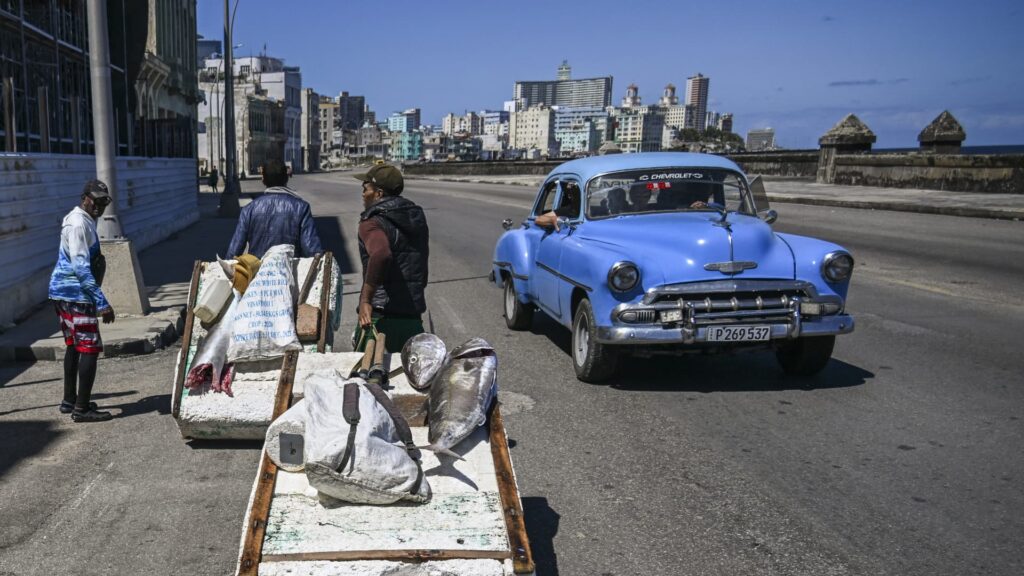 Kuuban tilanne alkaa muistuttaa konfliktia edeltävää pelikirjaa