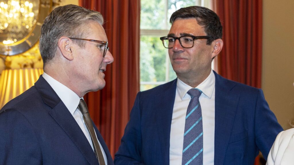 Miksi Britannian potentiaalinen seuraava pääministeri saa sijoittajat etusijalle