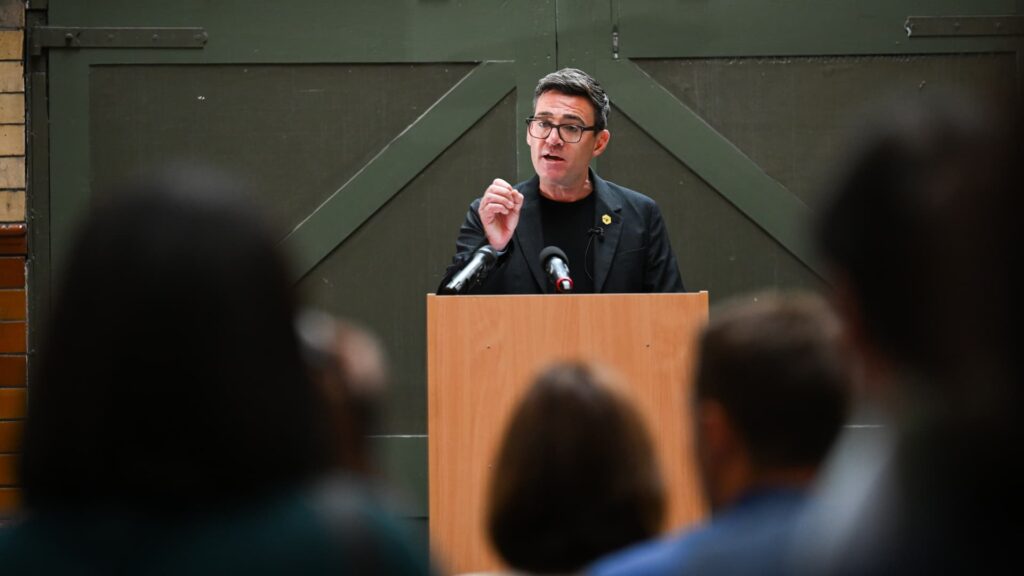 Andy Burnhamin hajautussuunnitelmat Britannialle: No 10 North