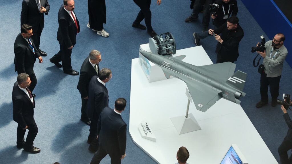 Kuinka Ukrainan drone-iskut aiheuttavat tuhoa Venäjällä